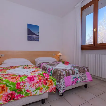 Budget Village - Porto Letizia 2*