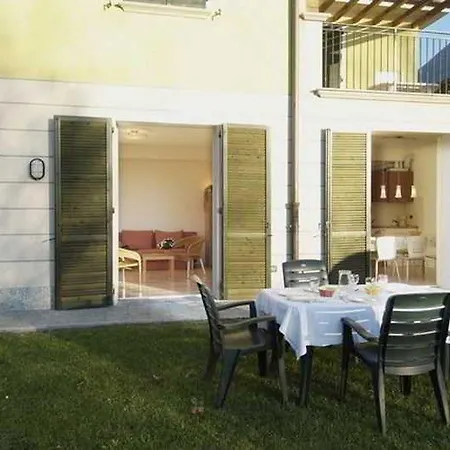 Budget Village - Porto Letizia Apartmanhotel Porlezza