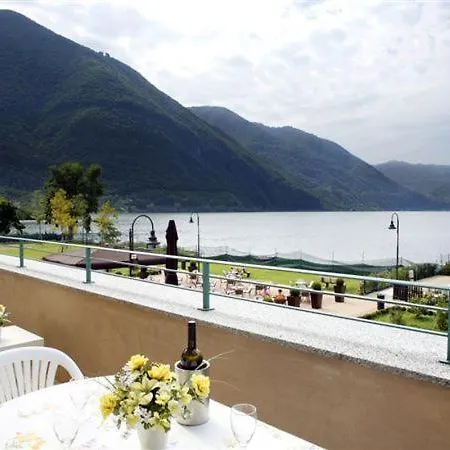 Budget Village - Porto Letizia