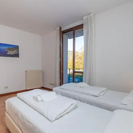 Budget Village - Porto Letizia 2*