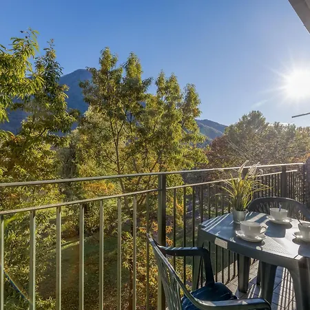 Hotel apartamentowy Budget Village - Porto Letizia Porlezza