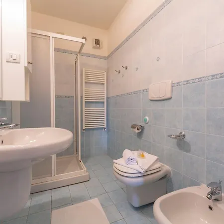 Budget Village - Porto Letizia Hotel apartamentowy Porlezza