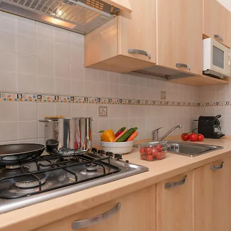 Aparthotel Budget Village - Porto Letizia