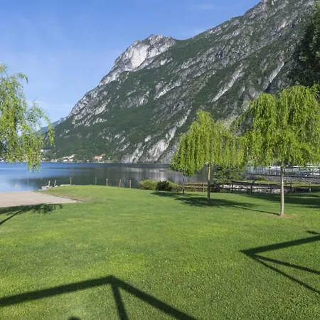 Budget Village - Porto Letizia Porlezza
