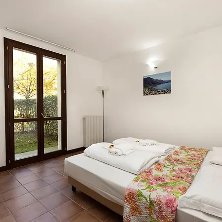 Budget Village - Porto Letizia Hotel apartamentowy