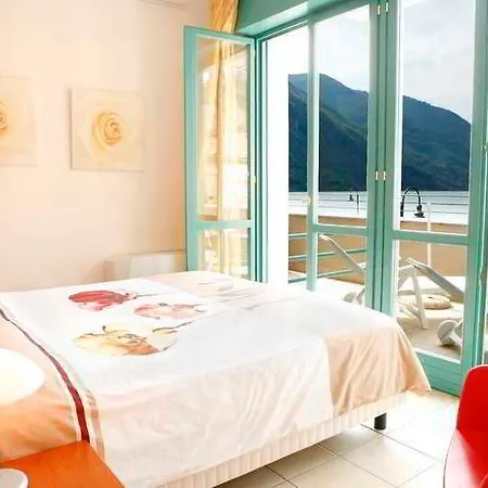 Hotel apartamentowy Budget Village - Porto Letizia Porlezza