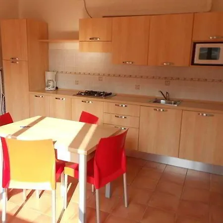 Budget Village - Porto Letizia 2*