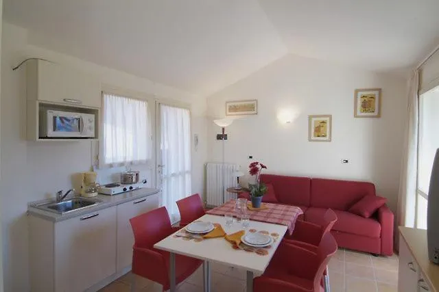 Apart Otel Budget Village - Porto Letizia