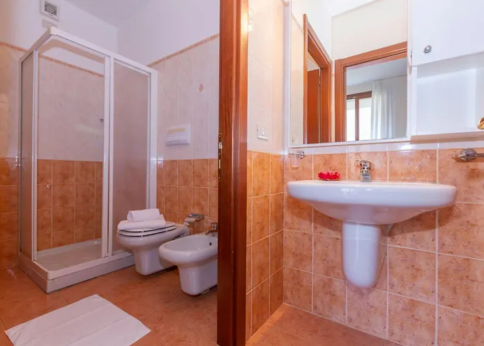 Apart Otel Budget Village - Porto Letizia Porlezza