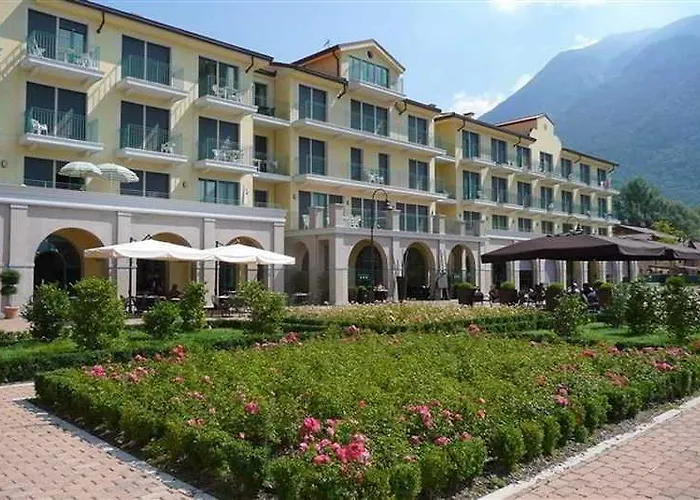 Budget Village - Porto Letizia 3*